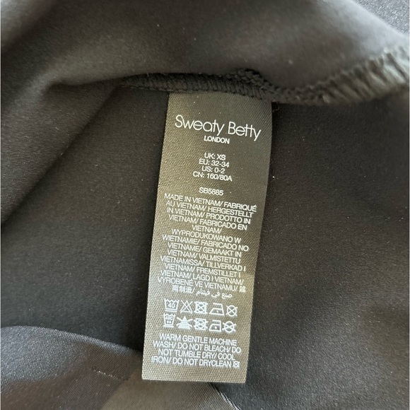 SWEATY BETTY Black Tank Top Activewear Yoga Power Mission Gym high compression - Picture 5 of 10